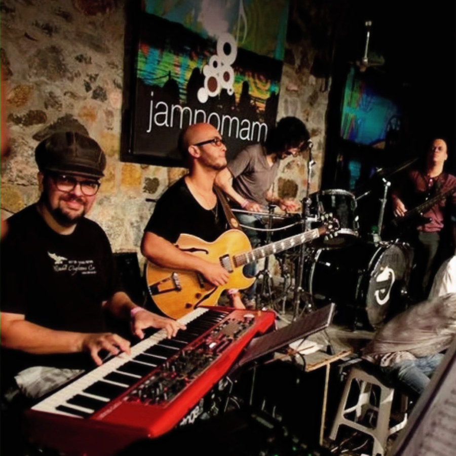 Registro musical 15 da trajetória de André Magalhães